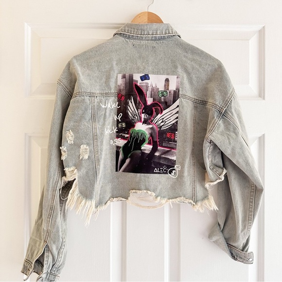 Trio Urban Wake Up Kick Ass‎ Crop Denim Jacket Distressed Blue Size S/M Grunge - Picture 1 of 6
